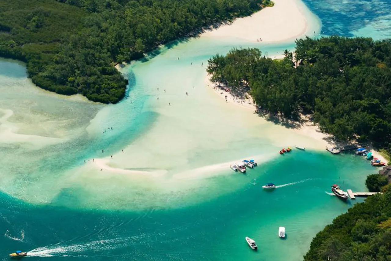 Île aux Cerfs — Découvrez la lumineuse côte Est de l’Île Maurice